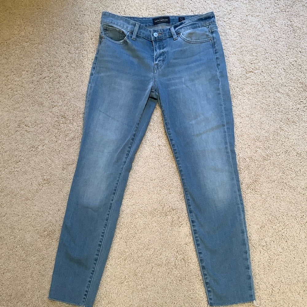 Lucky cropped jeans size 8/29.